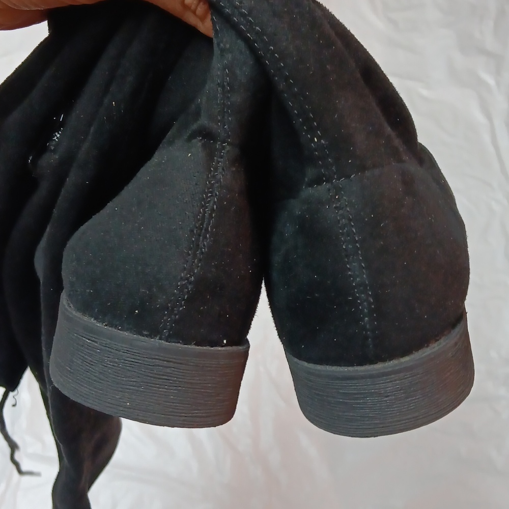 Wild Diva Women's Black Faux Suede Over-the-Knee Boots Size 7 - Picture 6 of 11